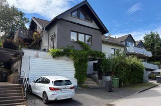 Mehrfamilienhaus kaufen in 51515 Kürten, Großzügig wohnen, Mieteinnahmen sichern – attraktives Mehrfamilienhaus mit Garten in Kürten