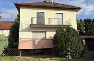 Haus kaufen in 70794 Filderstadt, 2-Familienhaus mit Ausbaupotential