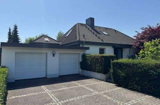 Einfamilienhaus kaufen in 51519 Odenthal, Viel Platz, viel Grün, viel Zuhause – Einfamilienhaus mit großem Garten in Toplage
