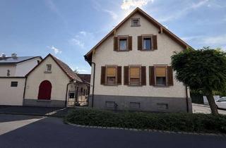 Einfamilienhaus kaufen in 97209 Veitshöchheim, Wohnen mit Potenzial – Einfamilienhaus mit vielseitigen Nebenflächen