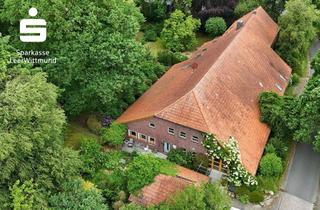 Haus kaufen in 26556 Nenndorf, Zentral gelegener Resthof mit Nutzungspotenzial