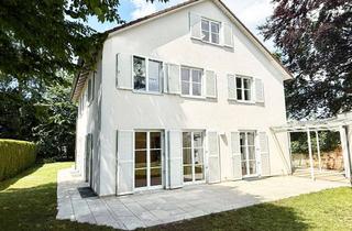 Villa kaufen in 85521 Ottobrunn, Exklusive Familienvilla mit 337 m² Wohnfläche auf parkähnlichem Grundstück mit 738 m² Grundstück