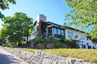 Haus kaufen in Dorfwiesenstraße 21, 75385 Bad Teinach-Zavelstein, Haus mit Entwicklungspotential sucht neue Besitzer