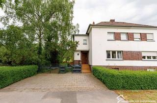 Doppelhaushälfte kaufen in 46537 Dinslaken, 877 m² Grundstück inklusive: Doppelhaushälfte mit viel Platz für Ihre Wohnideen