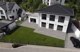 Einfamilienhaus kaufen in 91807 Solnhofen, Exklusives Einfamilienhaus mit Galerie, Garten, Wärmepumpe & Doppelgarage