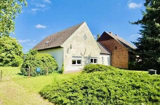 Bauernhaus kaufen in 16306 Casekow, Großer ehemaliger Bauernhof - 2 Wohneinheiten, Scheune - Selbstnutzung und Kapitalanlage!