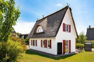 Anlageobjekt in 23968 Hohenkirchen, Reetgedecktes Ferienhaus in der "Blauen Wiek" zu verkaufen!