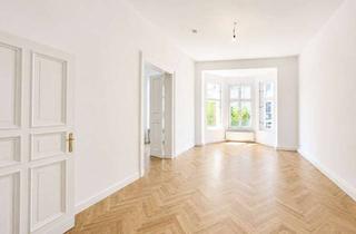 Wohnung kaufen in 10115 Mitte, Altbaujuwel mit beeindruckenden Deckenhöhen und großzügigem Schnitt