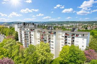 Wohnung kaufen in 93051 Großprüfening-Dechbetten-Königswiesen, Freie 2-Zimmerwohnung mit Loggia, Tiefgarage und Blick ins Grüne