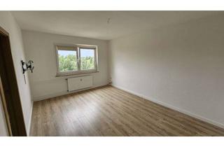 Wohnung kaufen in Ilja-Ehrenburg-Straße 13, 18147 Toitenwinkel, Zum Selbstbezug! moderne 3-Zimmer-Wohnung mit Wannenbad, Balkon und Einbauküche