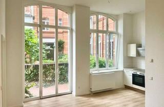 Wohnung mieten in 99084 Altstadt, MODERNE SINGLEWOHNUNG MITTEN IN DER ALTSTADT! 2 Zimmer, Einbauküche und kleine Terrasse