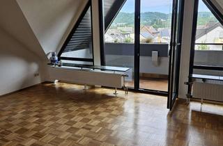 Wohnung mieten in 56070 Wallersheim, 2-Zimmer-Dachgeschosswohnung in Koblenz-Wallersheim mit Loggia
