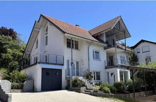 Haus kaufen in 78315 Radolfzell, Erstklassiges Haus mit drei Einheiten und Panoramablick auf Alpen und Bodensee