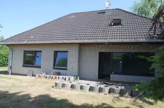 Haus kaufen in 27389 Fintel, Fintel - Bungalow mit viel Potential in ruhiger Lage auf einem 1.339 m² Grundstück, Doppelcarport