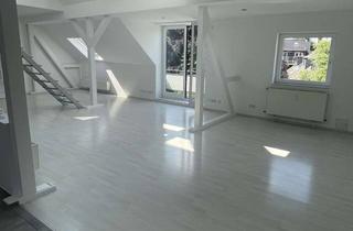 Immobilie mieten in Walpurgisstrasse 39, 45131 Rüttenscheid, Lichtdurchflutete Maisonette-Wohnung im Erstbezug nach Renovierung mit Balkon und Blick ins Grüne
