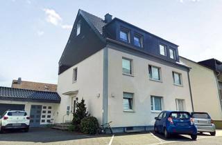 Anlageobjekt in 51375 Leverkusen, NEU: Vermietetes 3-Familienhaus + angebauter Bungalow in attraktiver Kombination