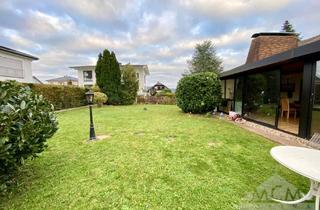 Haus kaufen in 63584 Gründau, Frei stehendes 1-Fam-Haus mit Anlieger-Whg. auf großen und sonnigen Grundstück in ruhigem Villengebiet