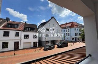 Wohnung mieten in Föhrenstraße 27, 28207 Bremen, Erstbezug nach Sanierung - 2-Zimmer + neue Küche + Balkon