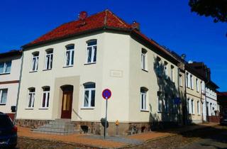 Haus kaufen in 19417 Warin, Warin - PROVISIONSFREI! 3 Familienhaus im Zentrum von Warin