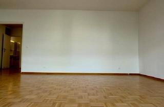 Wohnung kaufen in 60388 Frankfurt, Frankfurt am Main - Direkt vom Eigentümer - Helle 3 Zimmer-Wohnung mit 2 Balkonen