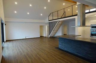 Penthouse kaufen in Trechterweg 29, 76669 Bad Schönborn, Wohnen wie im Penthouse: Galerie, Kamin und riesiger Wohnbereich