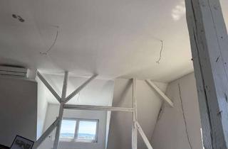 Wohnung kaufen in Deisterstr. 15, 31785 Hameln, Teilrestaurierte Dachgeschosswohnung wegen Herzinfarkt zu verkaufen
