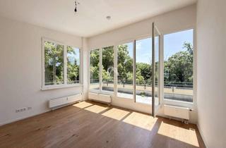 Wohnung kaufen in Mariendorfer Weg 40b, 12051 Neukölln, EIN TRAUM! DACHGESCHOSSWOHNUNG MIT GROßER TERRASSE! BARRIEREFREI! PROVISIONSFREI!