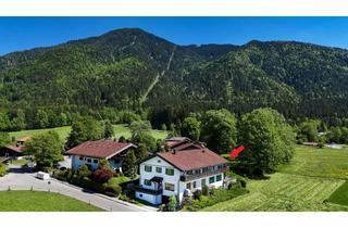 Wohnung kaufen in 83700 Rottach-Egern, Traumhafter Bergblick über freie Wiesen in ländlicher Ruhelage