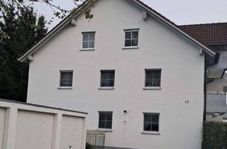 Wohnung kaufen in 89278 Nersingen, Gemütliche Dachgeschosswohnung in Ortsrandlage