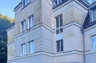Wohnung kaufen in Bäkepark, 12207 Lichterfelde, Sonniges Dachgeschoß, Erstbezug nach Sanierung ! 4 Zimmer, Südterrasse ! Familiengerecht !