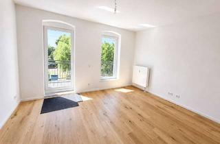 Wohnung kaufen in Wilhelm-Pieck-Straße 38, 15370 Petershagen, PROVISIONSFREI: Altbau trifft Wohngefühl – Bezugsfreie 2-Zimmer-Wohnung