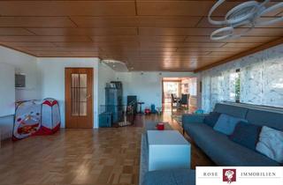 Wohnung kaufen in 73663 Berglen, Große 3,5-Zimmer-Wohnung mit Garage, Carport, Wintergarten und eigenem Freisitz in ruhiger Lage