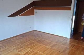 Wohnung mieten in 52062 Aachen, Drei Zimmer mit Charakter: Dachgeschosswohnung in Aachen
