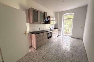 Wohnung mieten in Bernsdorfer Str. 185, 09126 Bernsdorf, Wir sanieren für euch! 3 RW in Bernsdorf! Inkl. EBK