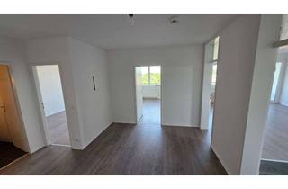 Wohnung mieten in Römerbrunnen 16, 41238 Mülfort, Ruhige 3-Zimmer-Wohnung mit Balkon im 7. Stock in Mönchengladbach-Römerbrunnen