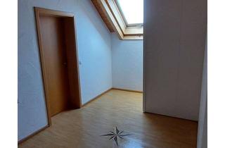 Wohnung mieten in Ob Den Häusern 10, 78250 Tengen, Zuhause mit 3,5 Zimmern und Balkon in Tengen