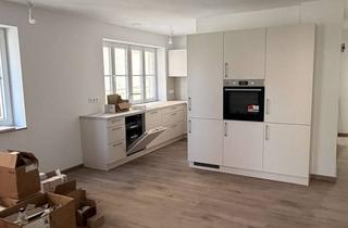 Wohnung mieten in Friedrich Ebert Str. 16, 97215 Uffenheim, Zuhause mit drei Zimmern in Uffenheim