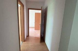 Wohnung mieten in Heinestraße 16, 04571 Rötha, Schöne, helle und frisch sanierte 4 Raum Wohnung...