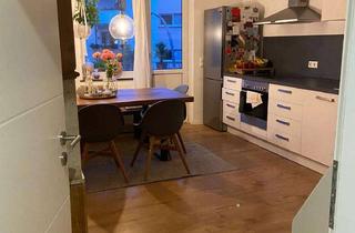 Wohnung mieten in Philipp-Wirtgen-Straße 15, 50735 Riehl, 2 Zimmern mit großer Küche, Balkon und Gemeinschaftsgarten in Köln-Riehl