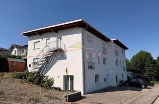 Wohnung mieten in 94113 Tiefenbach, Helle, ruhige 3-Zimmer-Obergeschosswohnung mit separatem Eingang