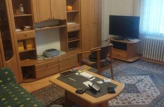 Wohnung mieten in 50937 Sülz, Schöne 2-Zimmer-Wohnung mit Loggia und Einbauküche in Sülz, Köln