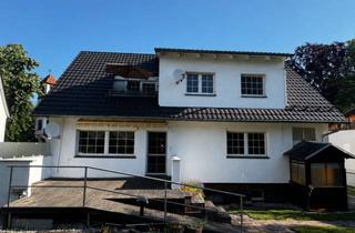 Einfamilienhaus kaufen in 04651 Bad Lausick, Ruhige Lage am Kurpark! Freistehendes EFH/ZFH mit ca. 163 m² Wohnfläche