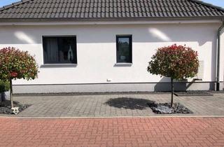 Haus kaufen in 41379 Brüggen, Einziehen und direkt Wohlfühlen! Freistehender barrierefreier Bungalow in Brüggen zu verkaufen