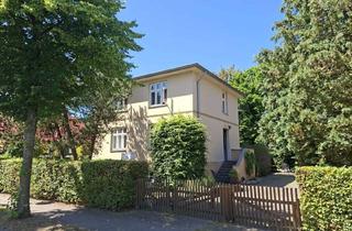 Haus kaufen in Hermann-Häcker-Straße 32, 18225 Kühlungsborn, MFH / 3 WE in BESTER Lage von Kühlungsborn West
