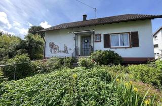 Einfamilienhaus kaufen in 77654 Offenburg, Offenburg, Zell-Weierbach - Freistehendes Einfamilienhaus sucht liebevolle Familie!