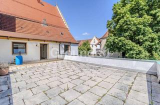 Einfamilienhaus kaufen in Schloßplatz, 96191 Viereth-Trunstadt, Einfamilienhaus in Schlosslage mit großer Dachterrasse in Trunstadt