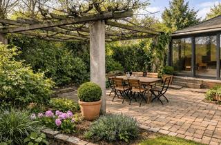 Einfamilienhaus kaufen in 76437 Rastatt, Charmantes Einfamilienhaus mit großem Garten und Wintergarten in ruhiger Wohnlage von Rastatt
