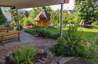 Haus kaufen in 74632 Neuenstein, Wohnen wie im Urlaub - Zweifamilienhaus mit Gewerbehalle und traumhaftem Garten