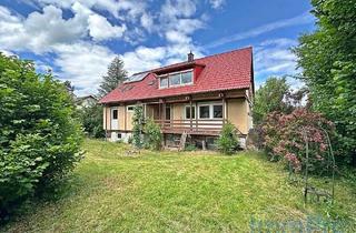 Haus kaufen in 72119 Ammerbuch, Einziehen, weiterentwickeln, profitieren – Zweifamilienhaus in begehrter Ortsrandlage