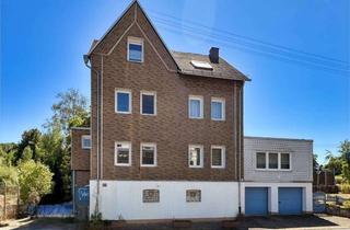 Haus kaufen in 57562 Herdorf, Geräumiges Ein/Zweifamilienhaus in ruhiger Seitenstraße von Herdorf!